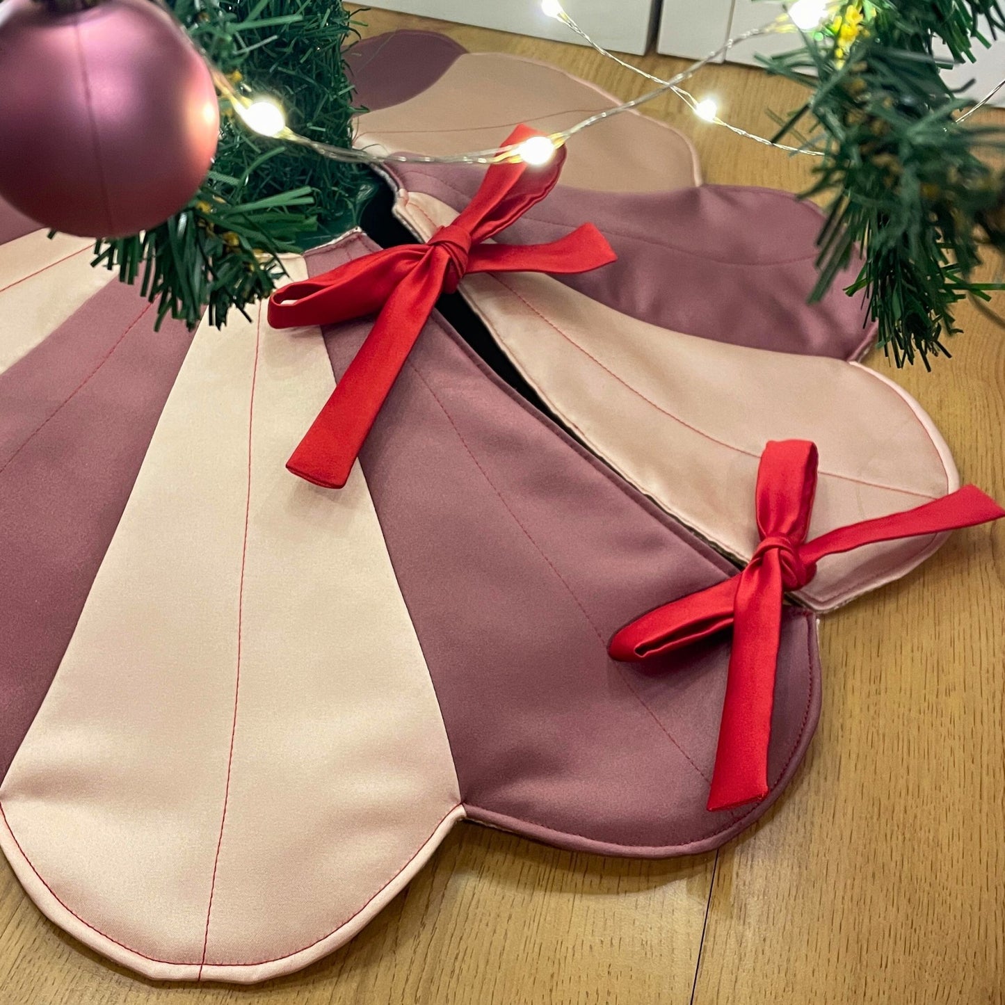 Mini Noël Tree Skirt  PDF Sewing Pattern